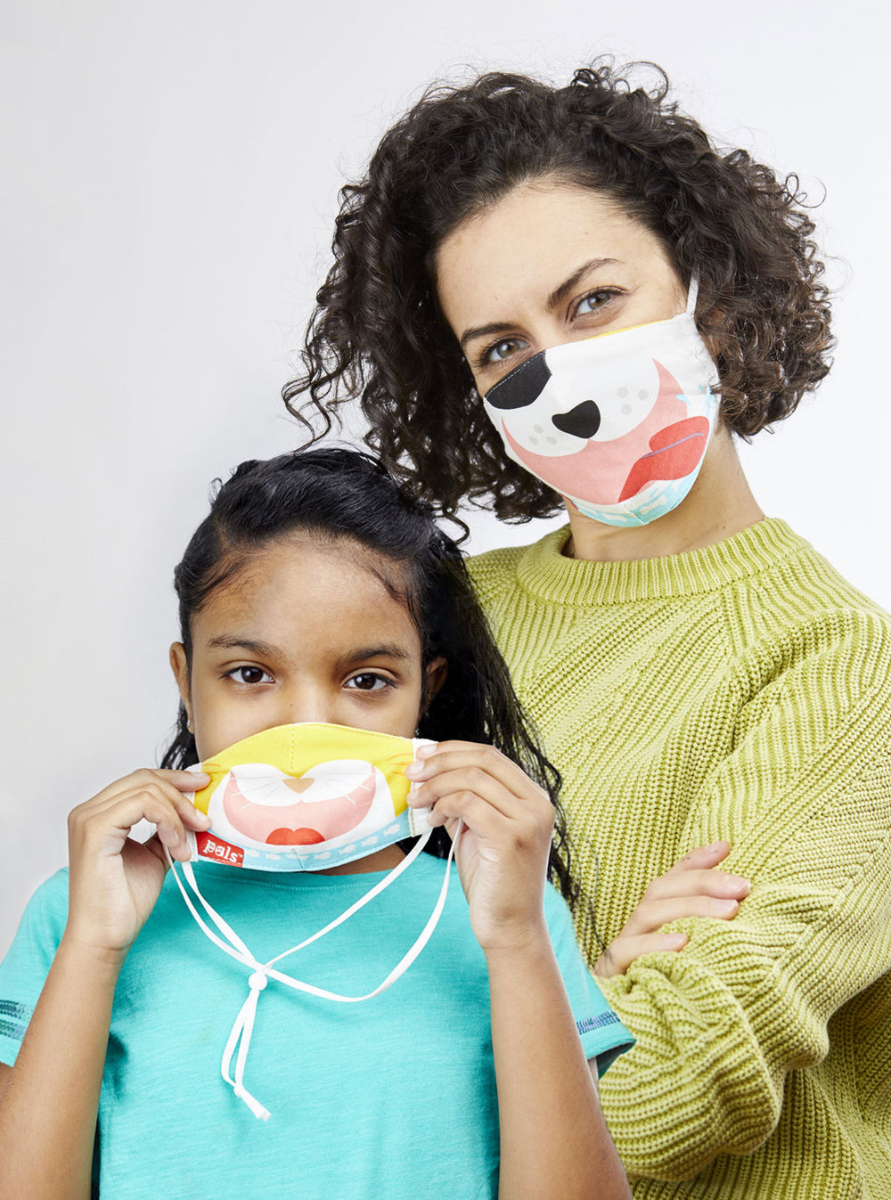 REVERSIBLE CAT & DOG FACE MASK