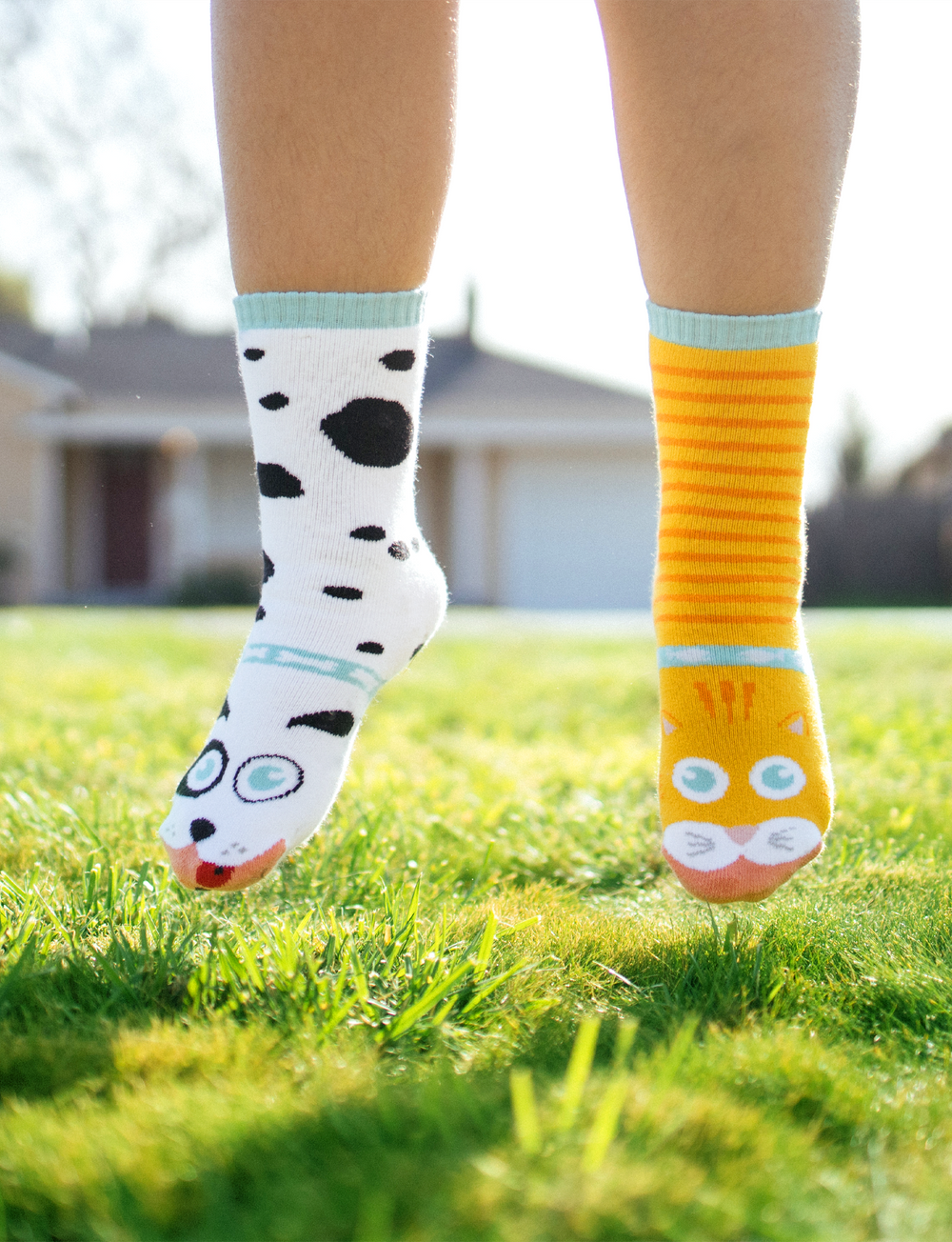 KIDS CAT & DOG NO SLIP SOCKS