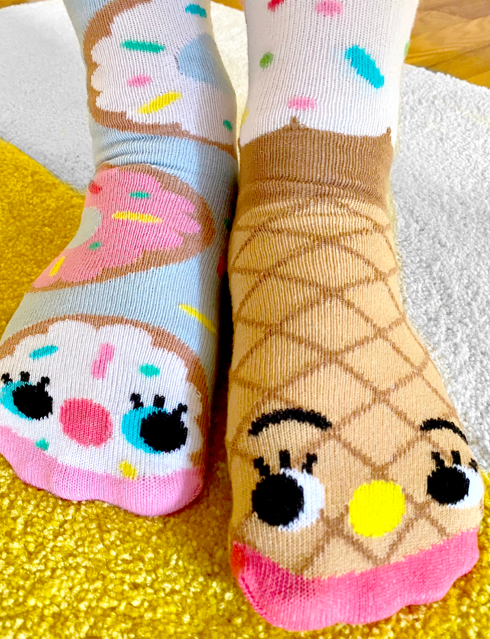 ADULT DONUT & ICE CREAM SOCKS